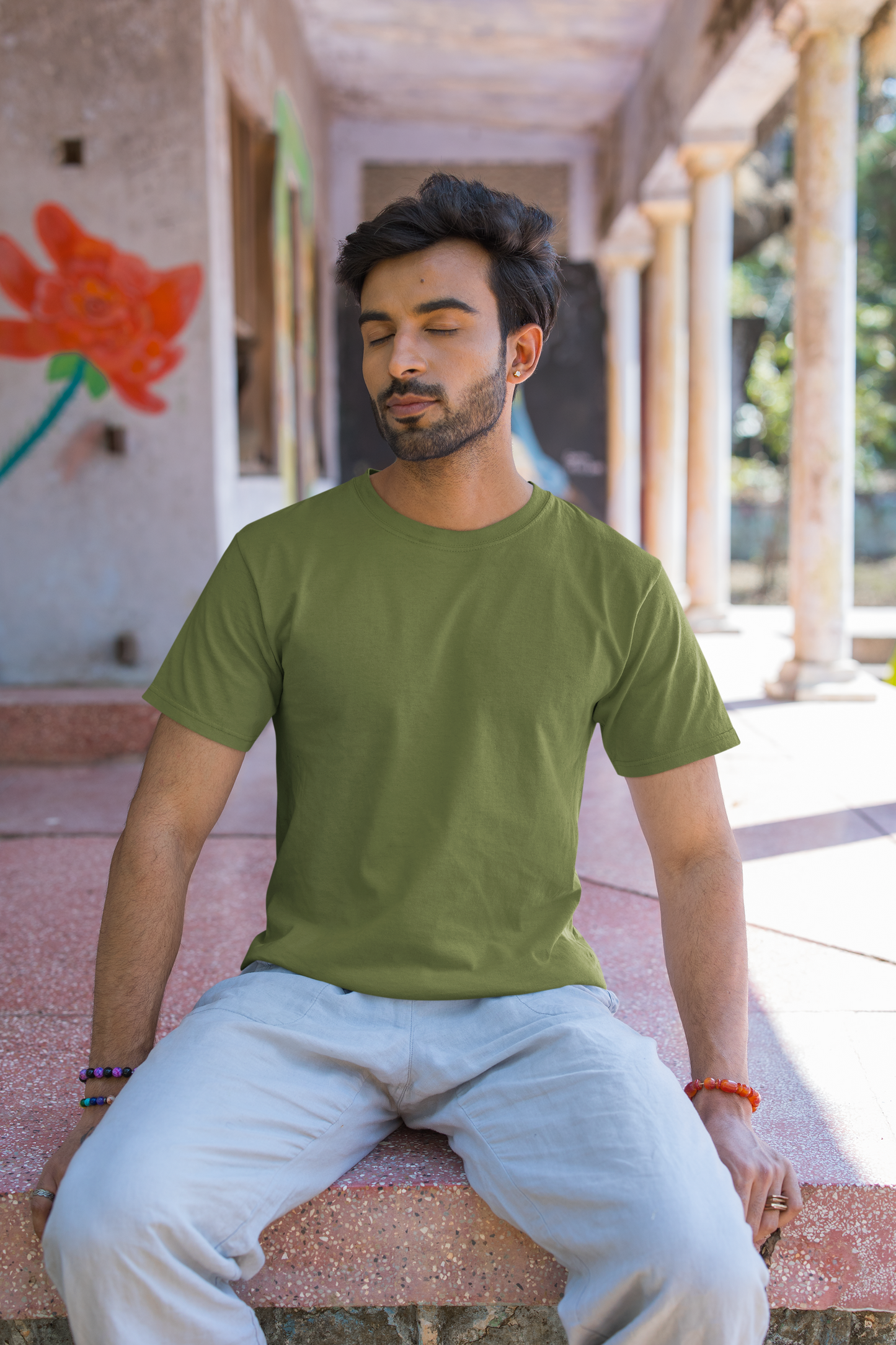 Essential Basics Crew T-Shirt | Olive Green UC21