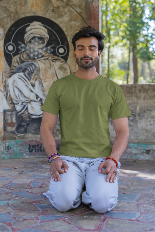 Essential Basics Crew T-Shirt | Olive Green UC21